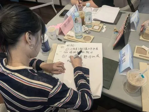 职场素养提升内训课圆满成功：吕依玲老师《报联商》为无锡科莱威航空团队赋能增效