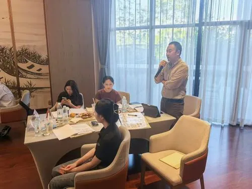职场素养提升内训课圆满成功：吕依玲老师《报联商》为无锡科莱威航空团队赋能增效