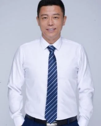 刘成