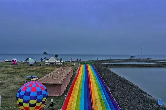 阳澄湖纸飞机